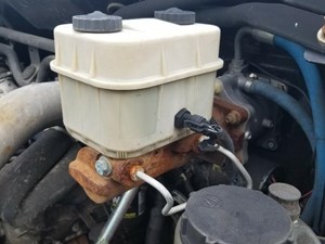 Used 2004 CHEVROLET C4500 Brake Booster (Stock #2285)) Part Image