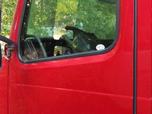 Used 2004 VOLVO TRUCK VNL Door (Stock #186)) Part Image