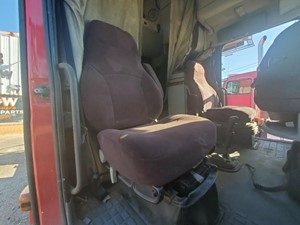 Used 2007 VOLVO TRUCK VNL Cab Image
