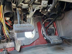 Used 2007 VOLVO TRUCK VNL Miscellaneous Image