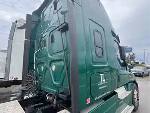 Used 2014 FREIGHTLINER CASCADIA Sleeper Fairing (Stock #9662)) Part Image