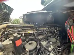 Used 2014 FREIGHTLINER Valve Cover (Stock #9689)) Part Image