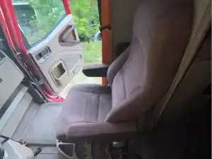 Used 2005 INTERNATIONAL 9200I Cab (Stock #7988)) Part Image