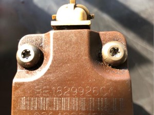 Used INTERNATIONAL DT 466E Injector (Stock #5618)) Part Image