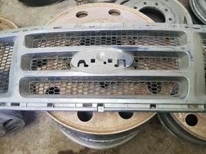 Used Grille (Stock #2398)) Part Image