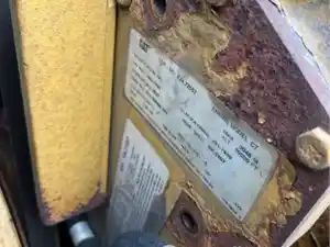 Used 2005 FREIGHTLINER Alternator Image