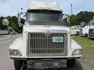 Used 2007 INTERNATIONAL 9200I Hood (Stock #8017)) Part Image