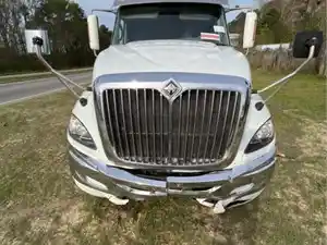 Used 2009 INTERNATIONAL Prostar Hood (Stock #7679)) Part Image
