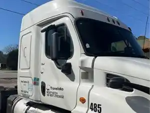 Used 2015 FREIGHTLINER CASCADIA Cab (Stock #8601)) Part Image