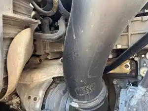 Used 2015 FREIGHTLINER EGR Cooler (Stock #8653)) Part Image
