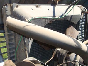 Used 1984 Ford LT9000 Radiator (Stock #5046-24)) Part Image