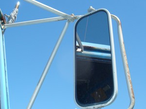 Used 1984 Ford LT9000 Side View Mirror (Stock #5046-12)) Part Image