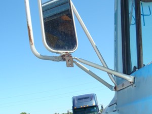 Used 1984 Ford LT9000 Side View Mirror (Stock #5046-11)) Part Image