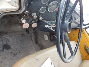 Used 1974 International 1700 Steering Column (Stock #5071-6)) Part Image