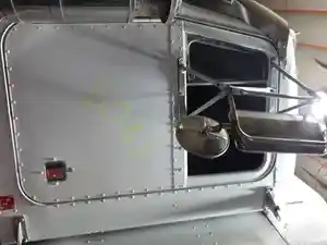 Used 1988 Peterbilt 379 Mirror Image