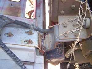 Used 1989 International 1954 Hood Hinge (Stock #5011)) Part Image