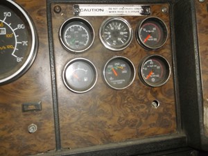 Used 1994 Kenworth T600 Dash Ass'y (Stock #5010)) Part Image