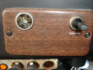 Used 1995 Freightliner FLD120 Dash Control Module Image