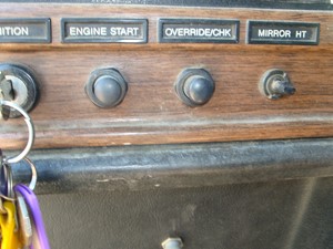 Used 1995 Freightliner FLD120 Dash Control Module Image