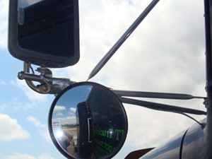 Used 1995 Freightliner FLD120 Side View Mirror (Stock #5051-16)) Part Image