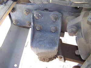 Used 1996 International 4900 Spring Hanger, Steer Axle (Stock #5016)) Part Image