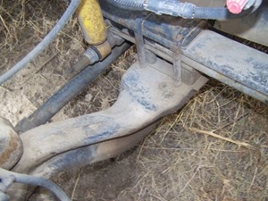 Used 1997 Freightliner FL70 Front Axle, Complete (Stock #5006)) Part Image