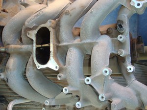 Used 1998 Ford 5.8 L GAS Intake Manifold (Stock #5044-32)) Part Image