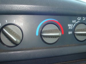 Used 1999 Chevrolet Express Dash Control Module (Stock #5045-26)) Part Image