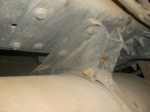 Used 1999 Kenworth T600 Fuel Tank Saddle (Stock #5020-32)) Part Image