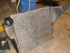 Used 1999 Kenworth T600 Radiator (Stock #5020-34)) Part Image