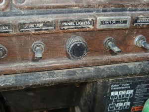 Used 2000 Freightliner CLASSIC XL Dash Control Module (Stock #5040-38)) Part Image