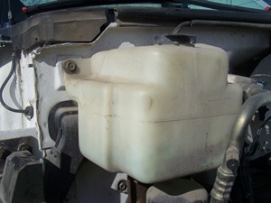 Used 2000 GMC C6500 Windshield Washer Reservoir (Stock #5036-14)) Part Image