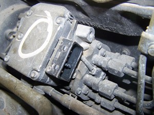 Used 2001 Cummins NTC Fuel Injection Part (Stock #5038-63)) Part Image