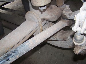 Used 2003 Freightliner Columbia 120 Front Axle, Complete (Stock #5037-37)) Part Image