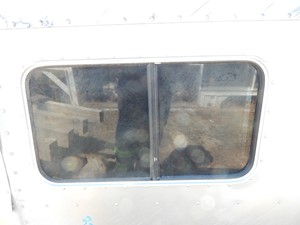 Used 2003 Peterbilt 379 Sleeper Part (Stock #5071)) Part Image