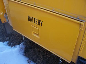 Used 2004 International 3800 Battery Box Cover (Stock #5033-8)) Part Image