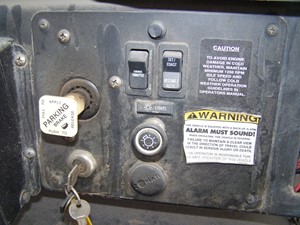 Used 2004 International 3800 Dash Control Module (Stock #5032-40)) Part Image