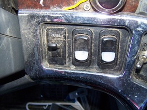 Used 2007 Freightliner Century Class Dash Control Module Image