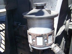 Used 2007 International 9400I Power Steering Reservoir (Stock #5050-35)) Part Image
