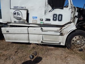 Used 2012 Volvo VNL Cab (Stock #5064-2)) Part Image