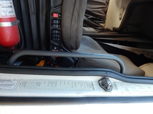 Used 2012 Volvo VNL Seat (Stock #5064-29)) Part Image