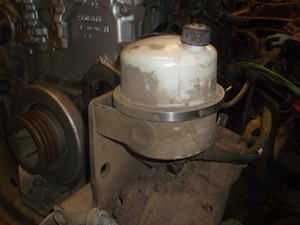 Used 1999 Freightliner C120064S T CENTURY CLASS Power Steering Reservoir Image