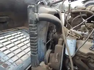 Used 1984 Ford 8000 Radiator (Stock #5108-11)) Part Image