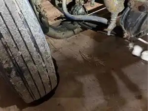 Used 1994 Freightliner FLD120 Front Leaf & Spring Image