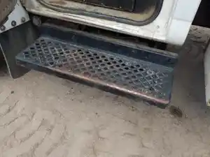 Used 2003 GMC C5500 Step (Stock #5103-35)) Part Image