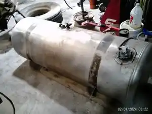 Used 2003 Peterbilt 379 EXT Fuel Tank (Stock #5144)) Part Image