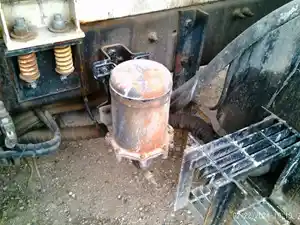 Used 2004 Sterling CONDOR LOW CAB FORWARD Air Dryer (Stock #5116-2)) Part Image