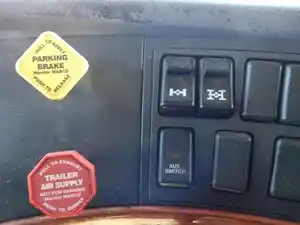 Used 2005 Volvo VNL Interior Misc Part (Stock #5098-22)) Part Image
