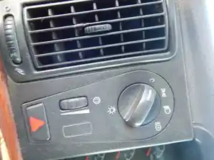 Used 2005 Volvo VNL Interior Misc Part (Stock #5098-19)) Part Image