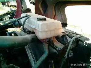 Used 2005 Volvo VNL Radiator Fan Shroud (Stock #5098-79)) Part Image